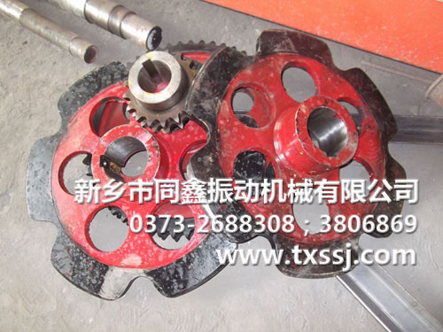 NE型板链斗式提升机系列产品真机照片